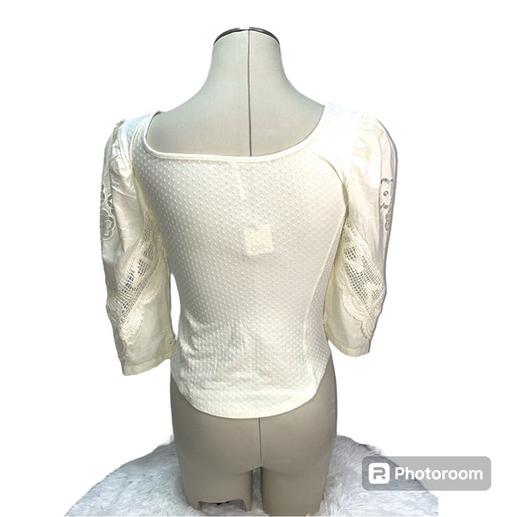 Free People NWT Moonglow Brunch Date Henley Cream Ivory Blouse Crop Top Size S - Picture 3 of 12